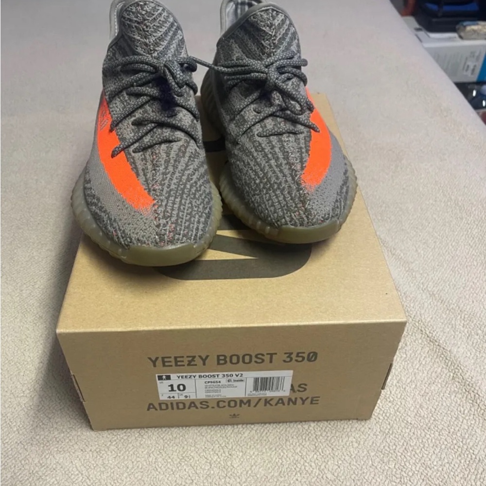 Yezzy